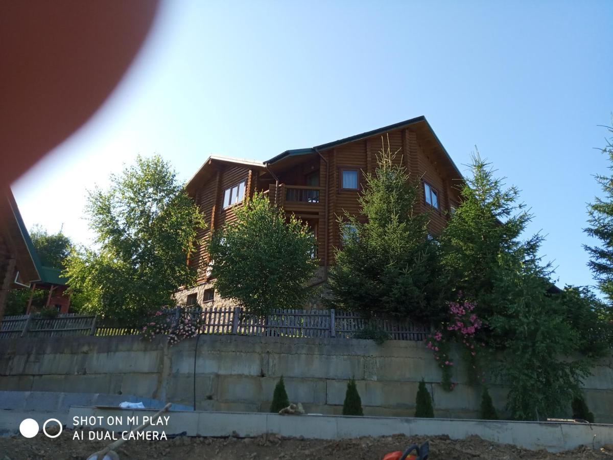 Крокус Мія Hotel Slavske Buitenkant foto